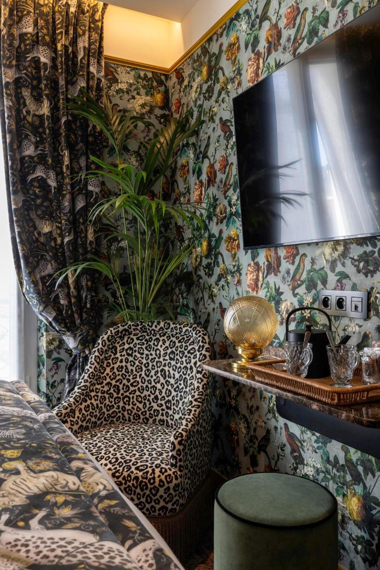 Hotel Ginette A La Folie & Spa Paris Exterior foto